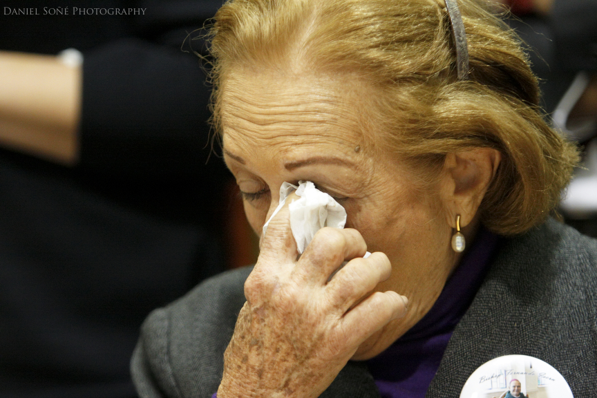 Hilda Isern, his mother, is overcome with emotion.